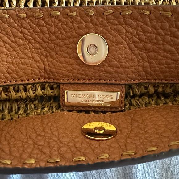 Michael Kors Santorini Raffia Clutch - Picture 3 of 8